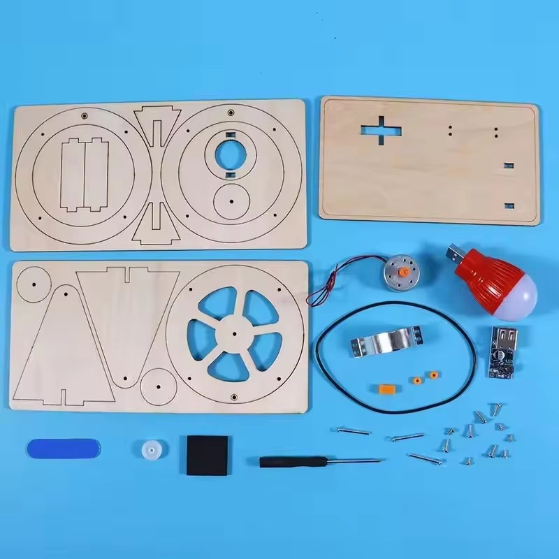 Kit scientifico fai-da-te con  - Renewable Energy Demonstration Kit recensione e prezzo